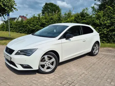 Gebraucht Seat Leon SC Style 125 PS (91 kW) 2015 Weiß Kleinwagen