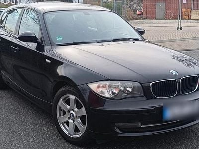 Gebraucht BMW 118 143 PS (105 kW) 2007 Schwarz Kleinwagen