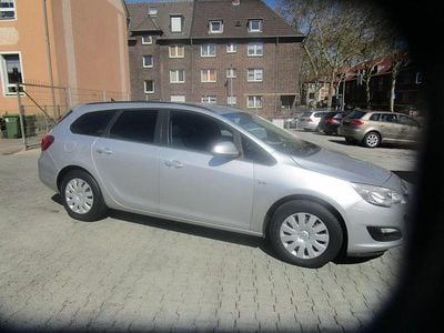 Usata Opel Astra Edition 110 CV (80 kW) 2015 Argento Station wagon