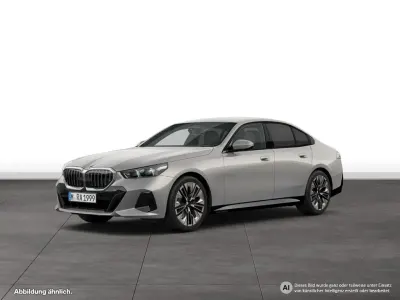 Gebraucht BMW 540 M Sport 286 PS (210 kW) 2026 Grau Limousine