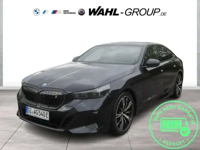 Gebraucht BMW i5 M Sport 250 kW (340 PS) 2026 M carbonschwarz Limousine