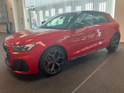 Rot Gebraucht 2025 Audi A1 Sportback S-Line Kleinwagen | 28.999 € (Guter Preis)