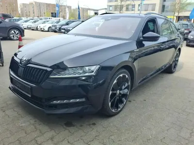 Gebraucht Skoda Superb SportLine 280 PS (205 kW) 2023 Schwarzmagic perleffekt Kombi
