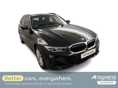 Gebraucht BMW 330e Sport Line 184 PS (135 kW) 2022 Black sapphire metallic Kombi