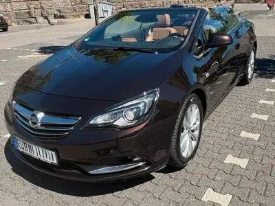 Gebraucht Opel Cascada Edition 165 PS (121 kW) 2013 Braun Cabrio