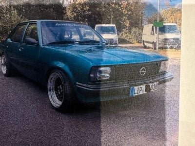 Grün Gebraucht 1980 Opel Ascona Coupé | 22.500 €
