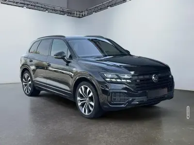 Gebraucht VW Touareg R-line 286 PS (210 kW) 2021 Schwarz metallic SUV