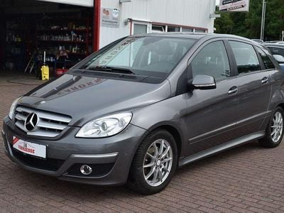 Mercedes B200