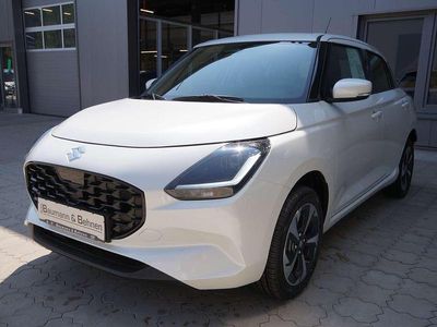 Pure white pearl Gebraucht 2025 Suzuki Swift Comfort+ Kleinwagen | 20.930 € (Etwas zu teuer)