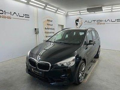 Gebraucht BMW 218 Gran Tourer Sport Line 150 PS (110 kW) 2015 Black sapphire metallic Van / Kleinbus