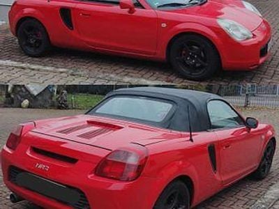 Usata Toyota MR2 Edition 140 CV (102 kW) 2001 Rosso Cabrio