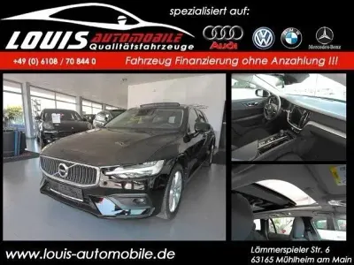 Gebraucht Volvo V60 Momentum 197 PS (144 kW) 2021 Schwarz Kombi