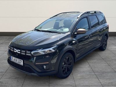 Gebraucht Dacia Jogger Extreme 110 PS (80 kW) 2024 Perlmuttschwarz metallic Van / Kleinbus