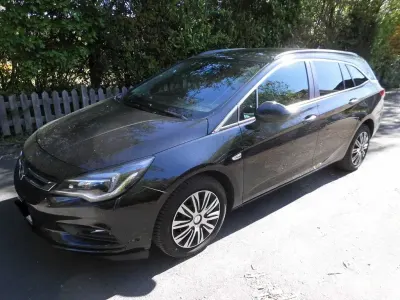 Usata Opel Astra 150 CV (110 kW) 2017 Nero Station wagon