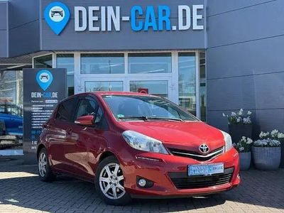 Brugt Toyota Yaris Executive 99 HK (72 kW) 2012 Rød Hatchback