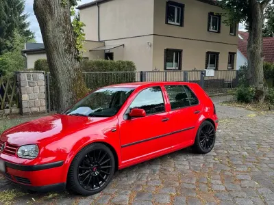 Gebraucht VW Golf III 100 PS (73 kW) 1999 Rot Limousine