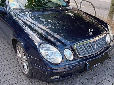 Mercedes E220
