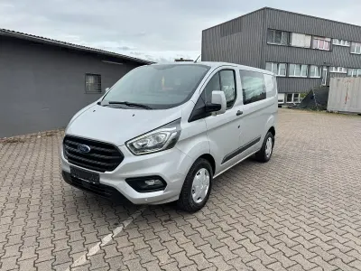 Gebraucht Ford Transit Custom 131 PS (96 kW) 2019 Silber Van / Kleinbus