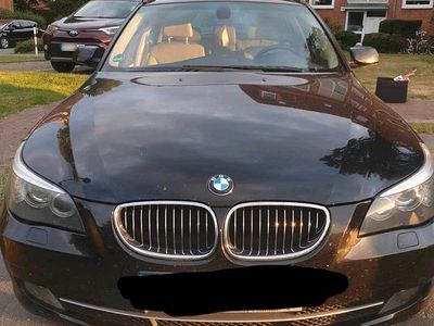 Usata BMW 525 197 CV (144 kW) 2007 Nero Station wagon