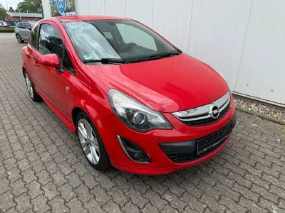Używany Opel Corsa OPC 120 KM (88 kW) 2014 Czerwony Hatchback