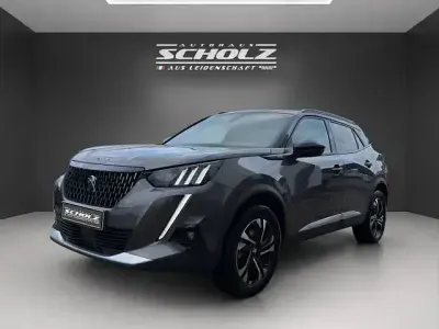 Gebraucht Peugeot 2008 155 PS (114 kW) 2021 Graumet. SUV