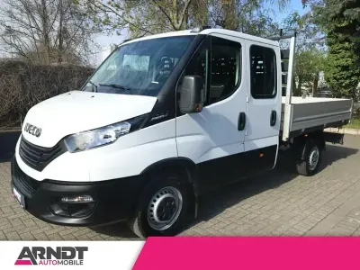 Gebraucht Iveco Daily 156 PS (114 kW) 2024 Weiß ic 194 Limousine