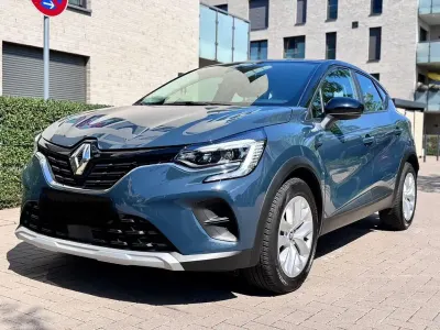 Gebraucht Renault Captur Zen 140 PS (102 kW) 2021 Blau SUV