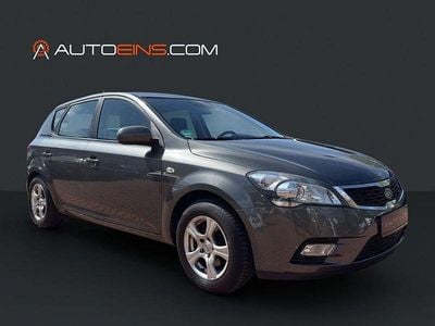 Brugt Kia Ceed Vision 90 HK (66 kW) 2010 Sølv Hatchback