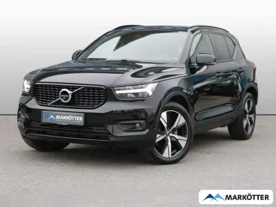 Käytetty Volvo XC40 R-Design 261 HP (191 kW) 2022 Musta Katumaasturi