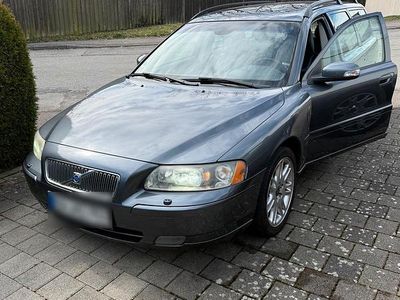 Second-hand Volvo V70 185 CP (136 kW) 2006 Gri Break