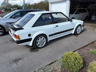 Gebraucht Ford Escort RS 105 PS (77 kW) 1984 Weiß