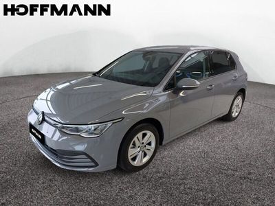 Moonstone gray Gebraucht 2023 VW Golf VIII Life Limousine | 24.690 € (Fairer Preis)