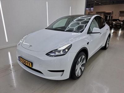 Gebraucht Tesla Model Y Standard Range 250 kW (341 PS) 2022 Weiß SUV