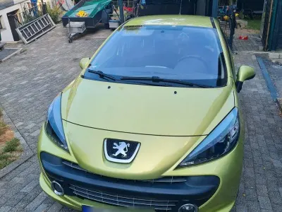 Gebraucht Peugeot 207 Sport 88 PS (64 kW) 2006 Grün Limousine