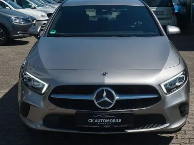 Gebraucht Mercedes A220 190 PS (139 kW) 2019 Mojavesilber Limousine