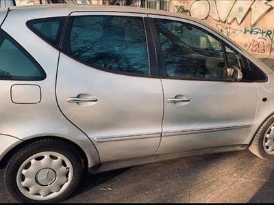 Mercedes A160