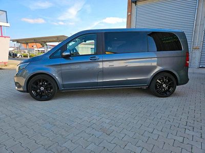 Usata Mercedes V220 163 CV (119 kW) 2016 Grigio Monovolume