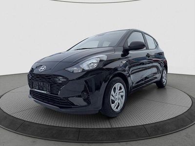 Neu Hyundai i10 Comfort 63 PS (46 kW) 2025 Schwarz Kleinwagen