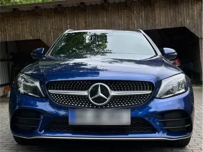 Usata Mercedes C220 AMG line 194 CV (142 kW) 2020 Blu Station wagon