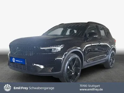 Gebraucht Volvo XC40 Plus 163 PS (119 kW) 2025 Onyx schwarzmetallic SUV