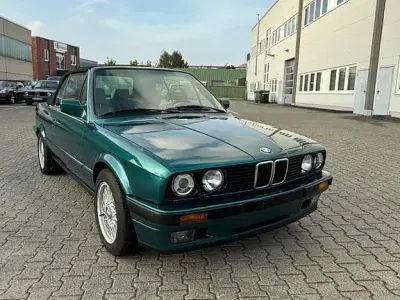 Gebraucht BMW 325 Cabriolet Sport Line 170 PS (125 kW) 1991 Grün Cabrio