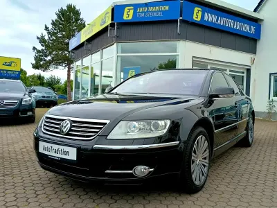 Gebraucht VW Phaeton 450 PS (330 kW) 2009 Tarantellaschwarz perleffekt Limousine