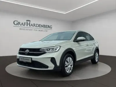 Gebraucht VW Taigo Basis 95 PS (69 kW) 2023 Ascotgrau SUV