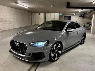 Usado Audi RS5 Sport 450 HP (330 kW) 2017 Cinzento Coupé