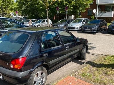 Gebraucht Ford Fiesta 60 PS (44 kW) 2001 Schwarz Kleinwagen