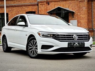Gebraucht VW Jetta 150 PS (110 kW) 2018 Weiß Limousine