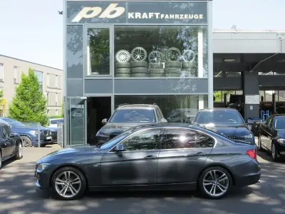 Gebraucht BMW 320 Luxury Line 184 PS (135 kW) 2012 Grau Limousine
