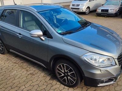 Gebraucht Suzuki SX4 S-Cross Limited+ 120 PS (88 kW) 2015 Grau Kleinwagen