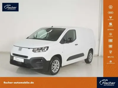 Neu Fiat Doblò 99 PS (72 kW) 2026 Weiss Van / Kleinbus