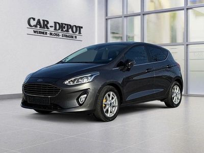 Grau Gebraucht 2018 Ford Fiesta Titanium Limousine | 11.999 € (Fairer Preis)